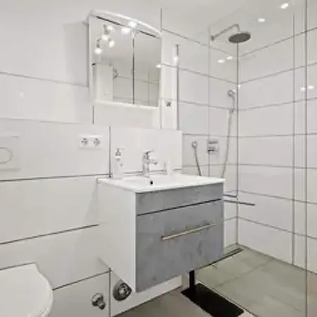 Апартаменты Neue Und Helle Mit Seeblick Фридрихсхафен